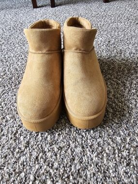 SHEIN Kids Chestnut Suede Pull-On Ankle Boots